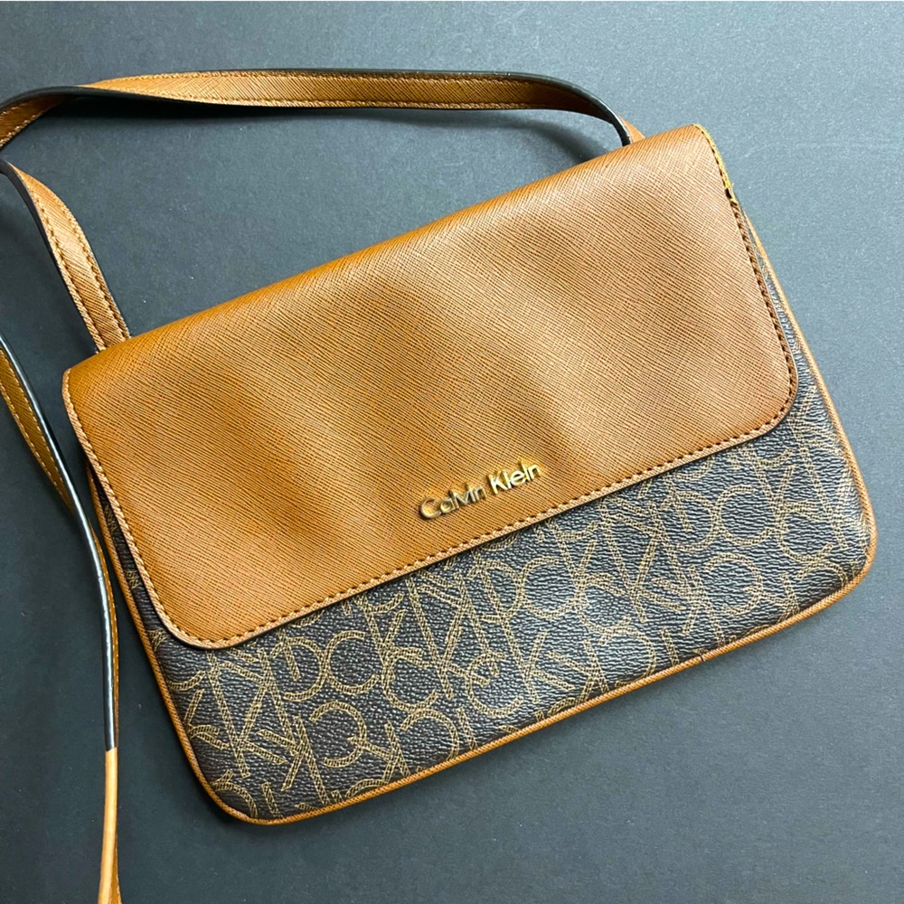 Calvin Klein Signature Hudson Luggage Brown Saffiano Leather
